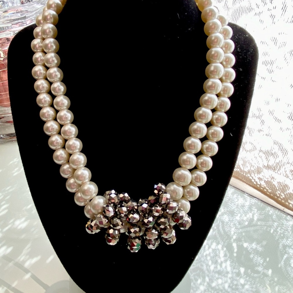 Vintage double strand faux pearl and crystal collar style necklace